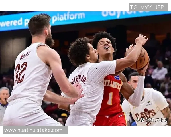 米切尔表现起伏明显第三节狂砍21分末节却陷入低迷仅得4分失误频繁 米切尔表现起伏明显第三节狂砍21分末节却陷入低迷仅得4分失误频繁