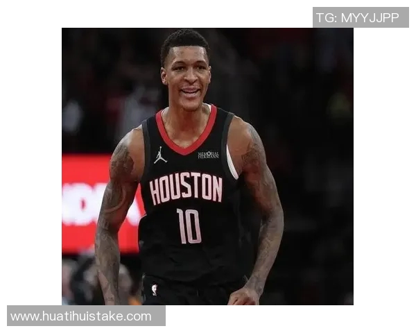 莺歌续约猛龙三年12亿感激球队对我的认可与支持 莺歌续约猛龙三年12亿感激球队对我的认可与支持