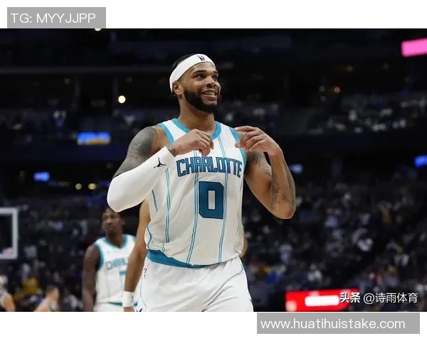 迈尔斯布里奇斯表现出色14投6中贡献17分4篮板三分球命中率高达50 迈尔斯布里奇斯表现出色14投6中贡献17分4篮板三分球命中率高达50