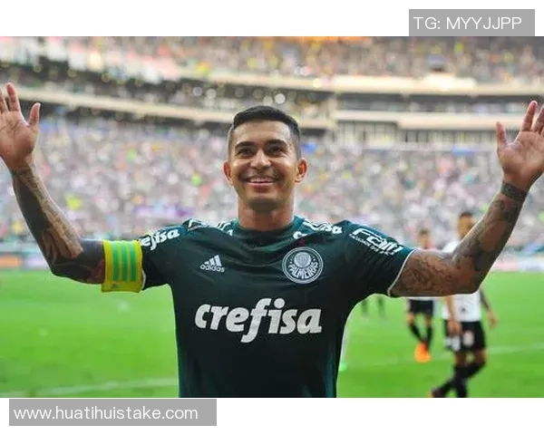 万项代表杜利亚伊足球学院首发表现出色却遗憾输球球队最终以2-3落败