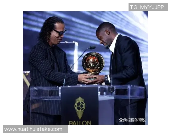 恩里克称若无伤病将征召登贝莱并赞马尔基尼奥斯为真正领袖