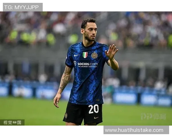 国米计划与恰尔汉奥卢经纪人会谈续约事宜或将降薪至2028年 国米计划与恰尔汉奥卢经纪人会谈续约事宜或将降薪至2028年