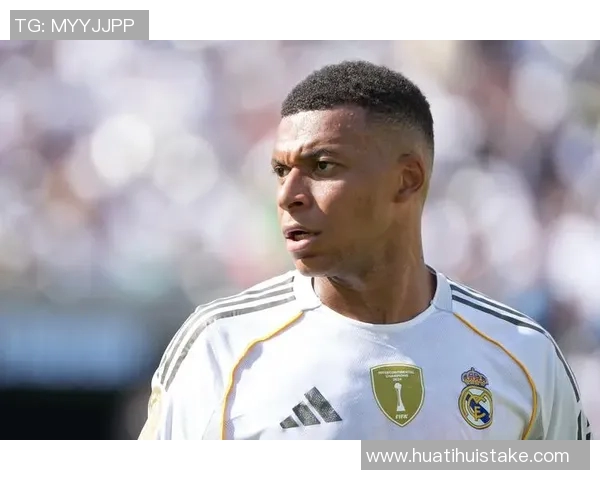 姆巴佩创下新纪录单一自然年为俱乐部打进46球追平方丹传奇成就 姆巴佩创下新纪录单一自然年为俱乐部打进46球追平方丹传奇成就