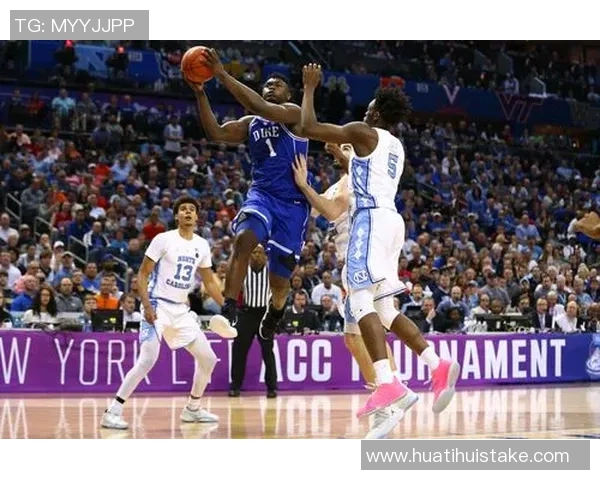 锡安半场表现平平8投4中贡献10分5篮板5助攻正负值惨淡15引发关注 锡安半场表现平平8投4中贡献10分5篮板5助攻正负值惨淡15引发关注